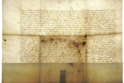 <a href='http://www.ra.ee/pargamendid/index.php/et/parchment/view?id=15288&_xr=eNpLtDK0qs60MrBOtDKBMIqtDM2slAoSi5IzclPzSvSLU0FMJaC4uZVSUWpacn5KqhJUVYiPo56RsYGeoW5mpp6RoQFY3EqpEEobgmgLK6WcxLz00sR0sDYjK6XUEiXr2loAq3AjeA%253D%253D' target='_blank'>Ürik TLA.230.1-ii.210</a>, 1525. a. </ br>
Plekk.
Lokaalsed värvuse muutusega alad pinnal läbivas valguses.