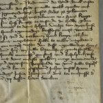 <a href='http://www.ra.ee/pargamendid/index.php/et/parchment/view?id=14161&_xr=eNpLtDK0qs60MrBOtDKBMIqtDM2slAoSi5IzclPzSvSLU0FMJaC4uZVSUWpacn5KKohnCOSG%252BDjqGRkb6BnqObnEm%252Bp7JoIlrJQKobQhiLawUspJzEsvTUwH6zOyUkotUbKurQUA0wEj2g%253D%253D' target='_blank'>Ürik TLA.230.1.bd_5/ia</a>, 1412. a. </ br>
Äratõmme.
Meediumi ülekandumine vastaspinnale kokkuvolditud dokumendis.