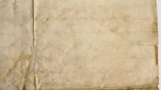 <a href='http://www.ra.ee/pargamendid/index.php/et/parchment/view?id=14291&_xr=eNpLtDK0qs60MrBOtDKBMIqtDM2slAoSi5IzclPzSvSLU0FMJaC4uZVSUWpacn5KKohnaGGlFOLjqGdkbKBnqOfkFG9uou%252FpCZaxUiqE0oYgGqgwJzEvvTQxHazRyEoptUTJurYWAO9NI%252Fc%253D&page=6' target='_blank' rel="noopener">Ürik TLA.230.1.bb_74/ii</a>, 1402-1573. a. </ br>
Joonimine.
Käsikirja tekstiridade korraldamine joonimise abil.
Hallitanud ja hapraks muutunud pärgamendil on tugevalt joonitud kohtades pärgament rebenenud.</ br>
Organizing lines of text in a manuscript using underlining.
The parchment, which has become moldy and brittle, has tears in heavily lined areas.