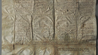 Kokkutõmbumine.
Õhukese pärgamendi mahuline kahanemine. Kokkuvolditud pärgamendile iseloomulik deformatsioon ja pärgamendi mahuline kahanemine. </ br>
Contraction.
Volumetric shrinkage of thin parchment. Characteristic deformation of folded parchment and volume shrinkage of the parchment.