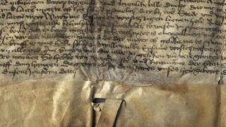 <a href='http://www.ra.ee/pargamendid/index.php/et/parchment/view?id=16679&_xr=eNpLtDK0qs60MrBOtDKBMIqtDM2slAoSi5IzclPzSvSLU0FMJaC4uZVSUWpacn5KKohnaGqlFOLjqGdkbKBnqJupZ2FsBha2UiqE0oYg2sJKKScxL700MR2sy8hKKbVEybq2FgCDySMc' target='_blank' rel="noopener">Ürik TLA.230.1-i.836</a>, 1491. a. </ br>
Kirme. Sade.
Valkja hallika sademena väljasadenenud kaltsiid degradeerunud pärgamendi pinnal.</ br>
Calcite deposited as a whitish gray precipitate on the surface of degraded parchment.